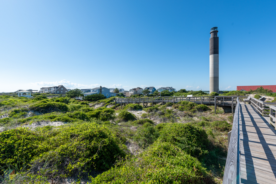 Oak Island Lighthouse