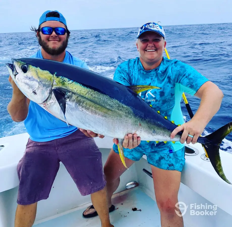 Wet N Wild Sportfishing charter image 6