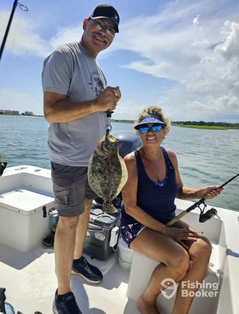 Sorta Salty Fishing Charters – 23' Bay Rider charter image 4